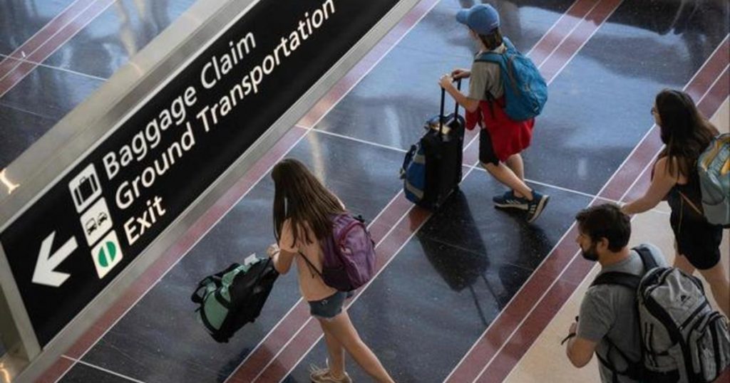 Memorial Day travel hits pre-pandemic levels with relative smooth sailing at U.S. airports