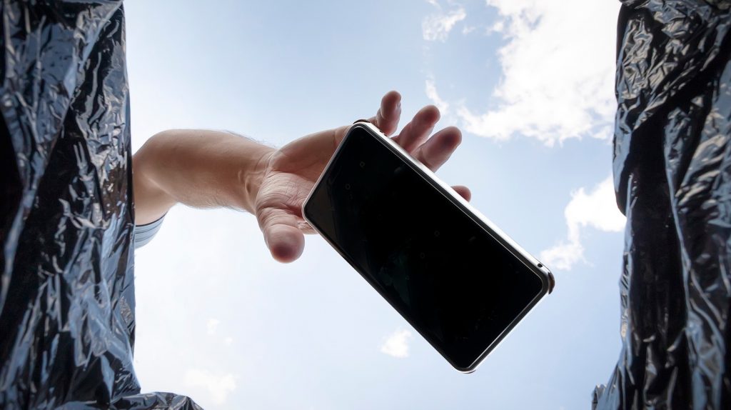 How To Trade In Your Old Android Phone For Amazon Gift Cards