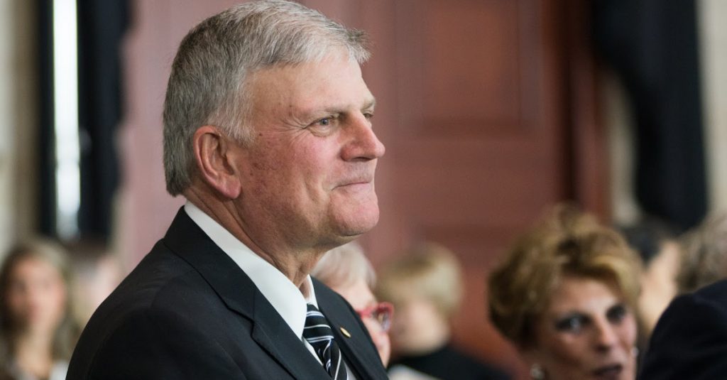 Franklin Graham Preaches the Gospel in Seoul on the 50th Anniversary of Billy Graham’s South Korea Crusade
