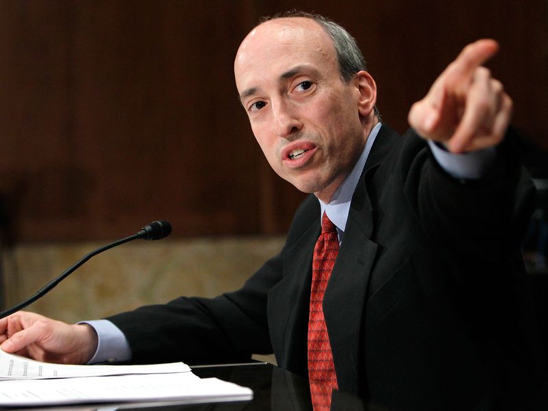 SEC Clampdown Spurs $4B Deposit Flight From Binance, Coinbase and Binance.US