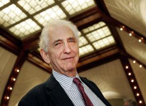 Daniel Ellsberg, whistleblower who leaked Pentagon Papers exposing U.S. government’s deceit about Vietnam War, dies at 92