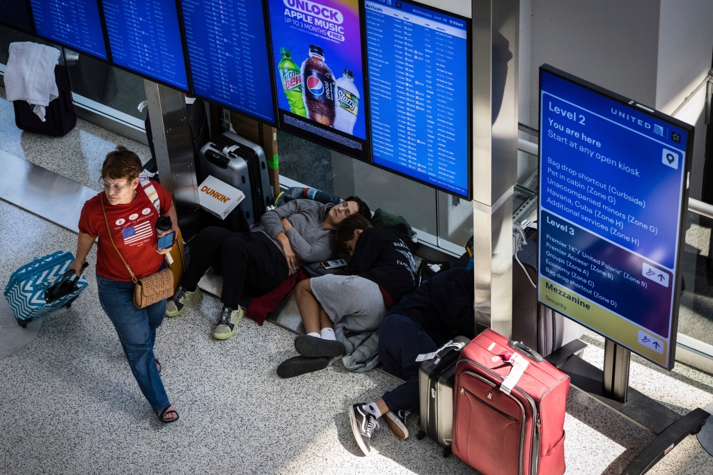 Flight chaos heats up ahead of expected record-breaking July 4 travel