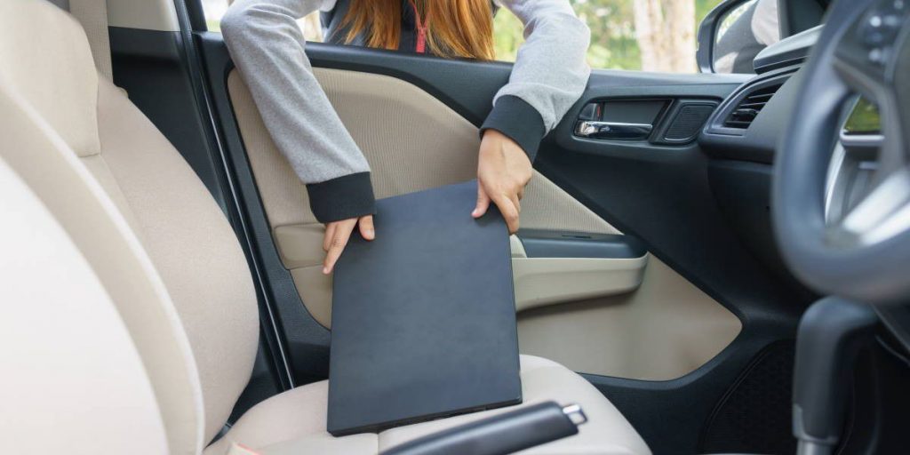 9 tips for preventing laptop theft during vacation