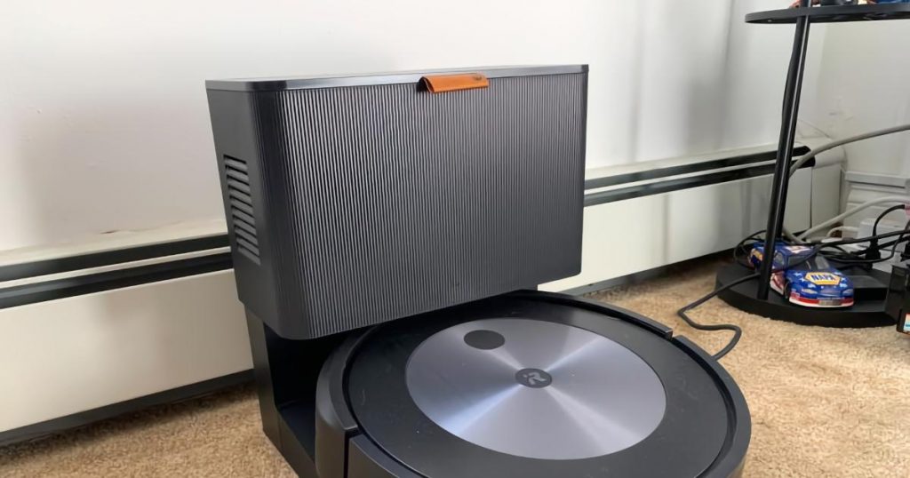 iRobot’s poop-detecting Roomba j7+ is at an all-time low price right now