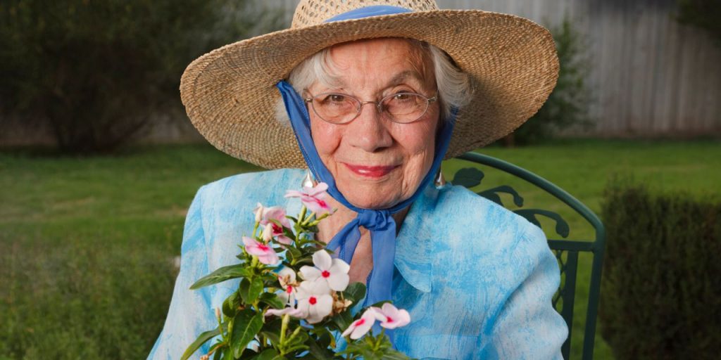 The Moneyist: My 103-year-old grandmother’s adviser bought 5 bank stocks. She lost $300,000. Can I sue?