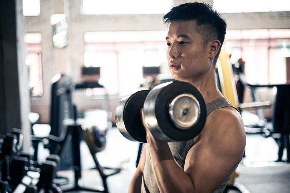 Your Path to Big Arm Gains Is This 5-Minute Workout